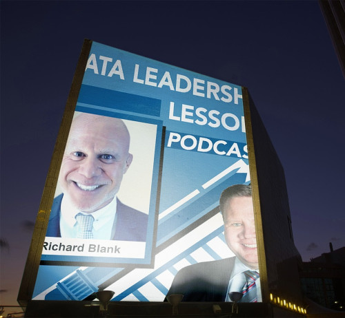 DATA LEADERSHIP LESSONS PODCAST ENTREPRENEUR GUEST RICHARD BLANK COSTA RICAS CALL CENTER