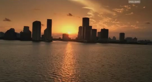 CSI-Miami---S01E01.jpg